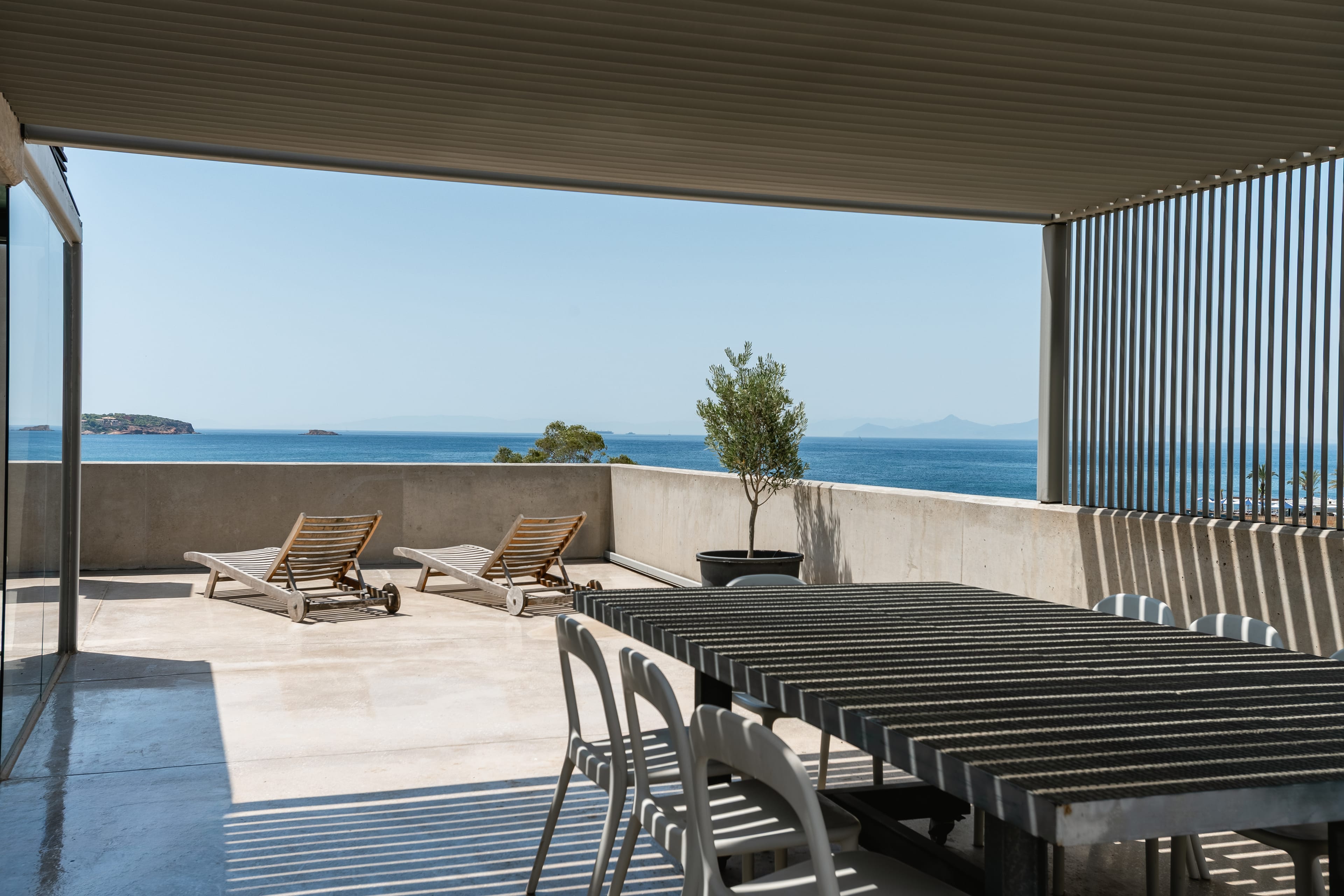 Aquarium Real Estate — the Athenian Riviera